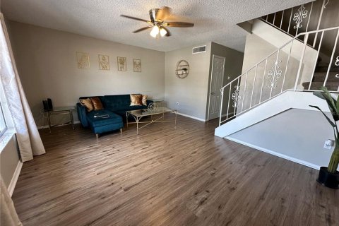 Condominio en venta en Orlando, Florida, 2 dormitorios, 104.79 m2 № 2112177 - foto 3