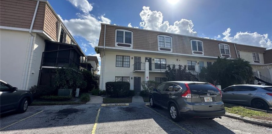 Condominio en Orlando, Florida, 2 dormitorios № 2112177
