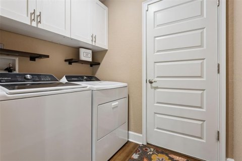 Villa ou maison à vendre à Weeki Wachee, Floride: 4 chambres, 216.09 m2 № 2273200 - photo 30