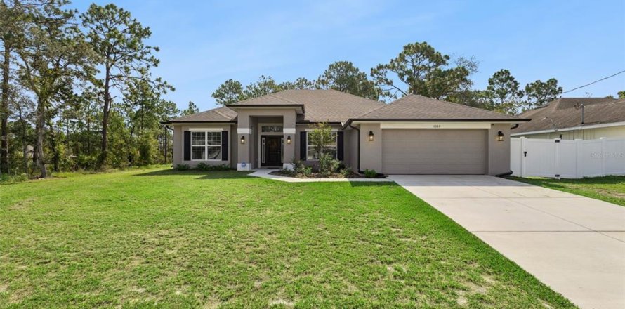 Villa ou maison à Weeki Wachee, Floride 4 chambres, 216.09 m2 № 2273200