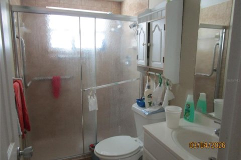 Condo in Saint Petersburg, Florida, 2 bedrooms  № 2143169 - photo 21