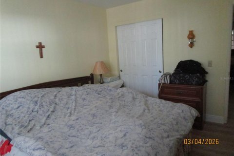 Condo in Saint Petersburg, Florida, 2 bedrooms  № 2143169 - photo 15