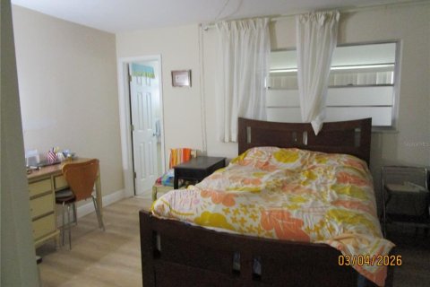 Condo in Saint Petersburg, Florida, 2 bedrooms  № 2143169 - photo 19