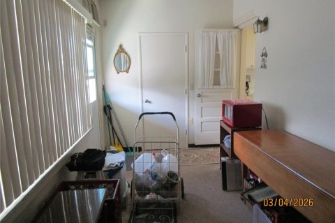 Condo in Saint Petersburg, Florida, 2 bedrooms  № 2143169 - photo 12