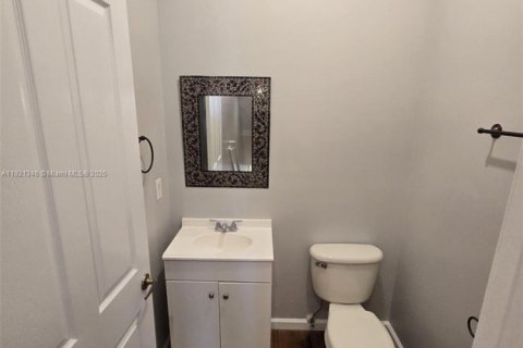 Townhouse in Fort Lauderdale, Florida 3 bedrooms, 165.37 sq.m. № 1975277 - photo 6