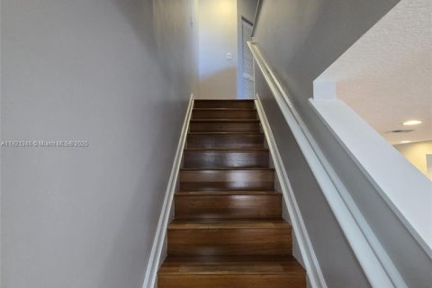 Townhouse in Fort Lauderdale, Florida 3 bedrooms, 165.37 sq.m. № 1975277 - photo 14