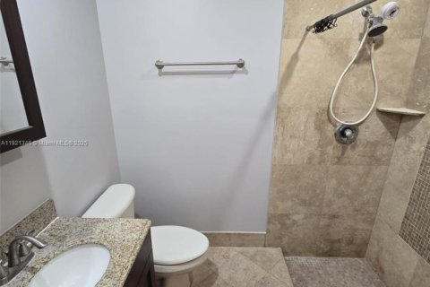 Townhouse in Fort Lauderdale, Florida 3 bedrooms, 165.37 sq.m. № 1975277 - photo 9