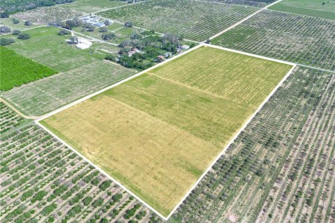Terreno en venta en Frostproof, Florida № 1760024 - foto 4