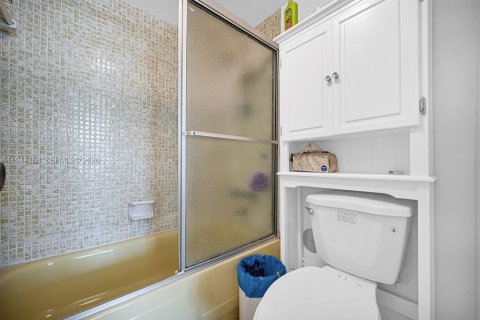 Copropriété à vendre à Miami Beach, Floride: 2 chambres, 135.17 m2 № 2001324 - photo 18