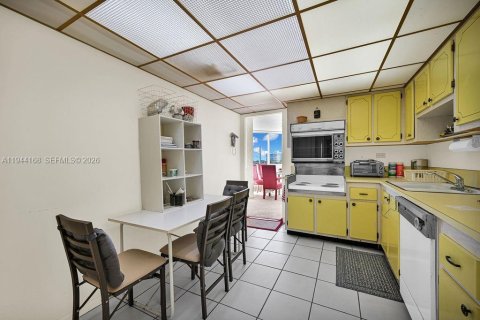 Copropriété à vendre à Miami Beach, Floride: 2 chambres, 135.17 m2 № 2001324 - photo 30