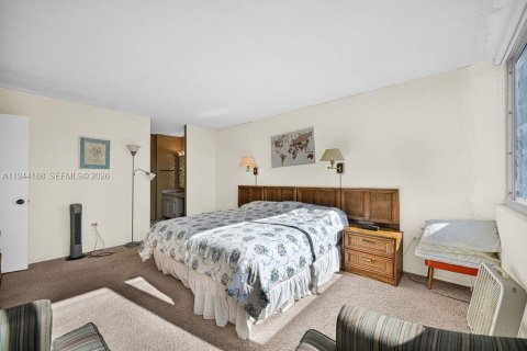 Copropriété à vendre à Miami Beach, Floride: 2 chambres, 135.17 m2 № 2001324 - photo 10