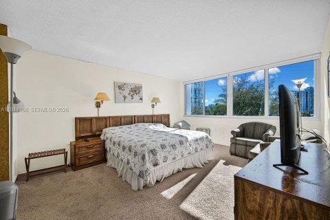 Copropriété à vendre à Miami Beach, Floride: 2 chambres, 135.17 m2 № 2001324 - photo 17