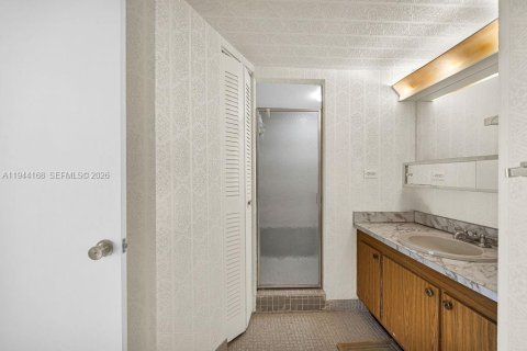 Copropriété à vendre à Miami Beach, Floride: 2 chambres, 135.17 m2 № 2001324 - photo 24