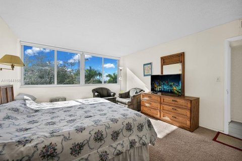 Copropriété à vendre à Miami Beach, Floride: 2 chambres, 135.17 m2 № 2001324 - photo 13