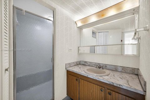 Copropriété à vendre à Miami Beach, Floride: 2 chambres, 135.17 m2 № 2001324 - photo 23