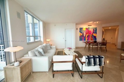 Снять в аренду кондоминиум в Майами, Флорида 2 спальни, 118.91м2, № 2003490 - фото 19