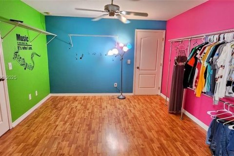 Casa en venta en Lehigh Acres, Florida, 3 dormitorios, 166.3 m2 № 1930386 - foto 9