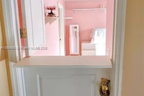 Casa en venta en Lehigh Acres, Florida, 3 dormitorios, 166.3 m2 № 1930386 - foto 14