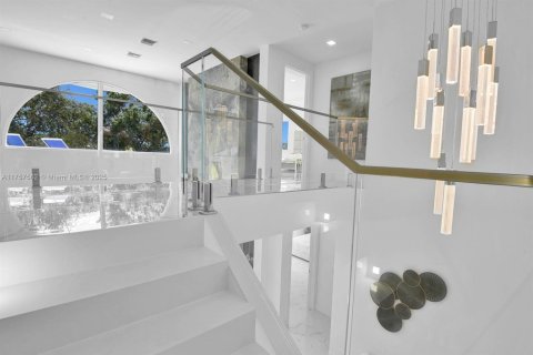 House in Boca Raton, Florida 6 bedrooms, 390.28 sq.m. № 2023056 - photo 26