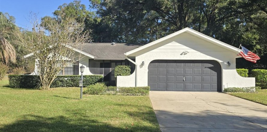 Villa ou maison à Ocala, Floride 3 chambres, 138.42 m2 № 2418922