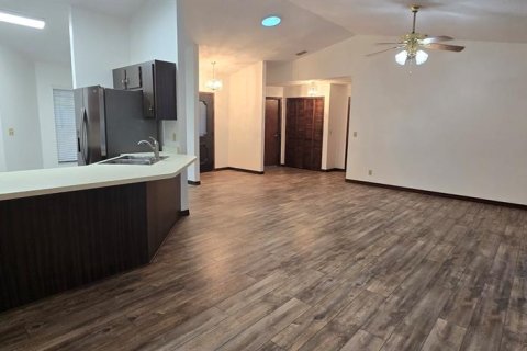 Villa ou maison à louer à Ocala, Floride: 3 chambres, 138.42 m2 № 2418922 - photo 19