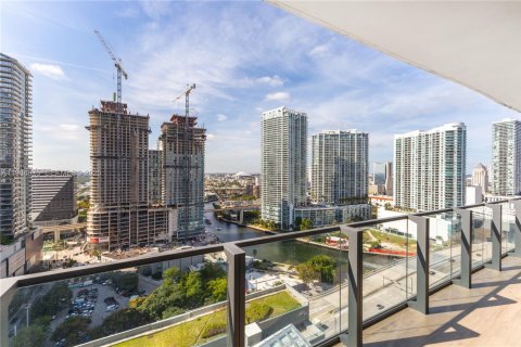 Купить кондоминиум в Майами, Флорида 1 спальня, 75.25м2, № 1992824 - фото 25