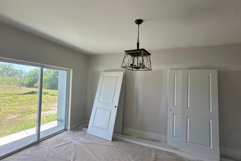 Immobilier commercial à vendre à Port Charlotte, Floride: 6 chambres, 215.9 m2 № 2148037 - photo 10