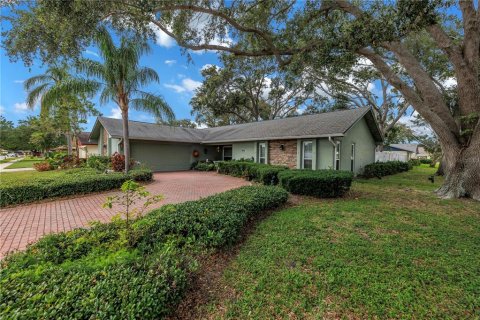 House in Largo, Florida 4 bedrooms, 185.9 sq.m. № 1751198 - photo 1