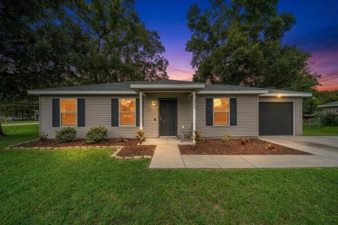 Villa ou maison à Ocala, Floride 3 chambres, 94.48 m2 № 2363251