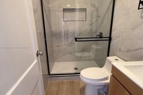 Снять в аренду виллу или дом в Майами, Флорида 3 спальни, 189.24м2, № 1949037 - фото 22