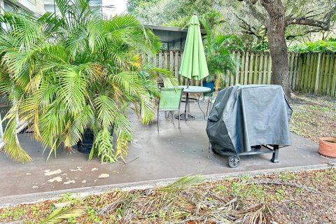 House in Cooper City, Florida 3 bedrooms, 201.13 sq.m. № 1845714 - photo 14