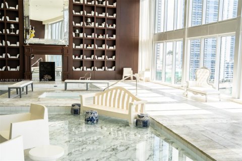 Купить кондоминиум в Майами, Флорида 2 спальни, 151.71м2, № 1780090 - фото 28