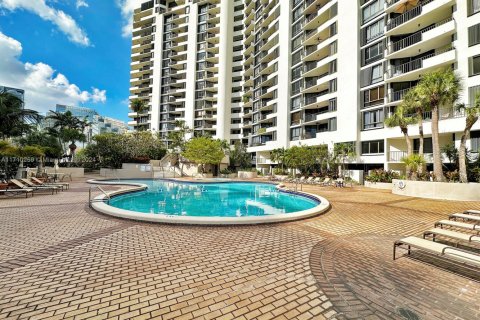 Copropriété à vendre à Miami, Floride: 1 chambre, 114.18 m2 № 1697112 - photo 29