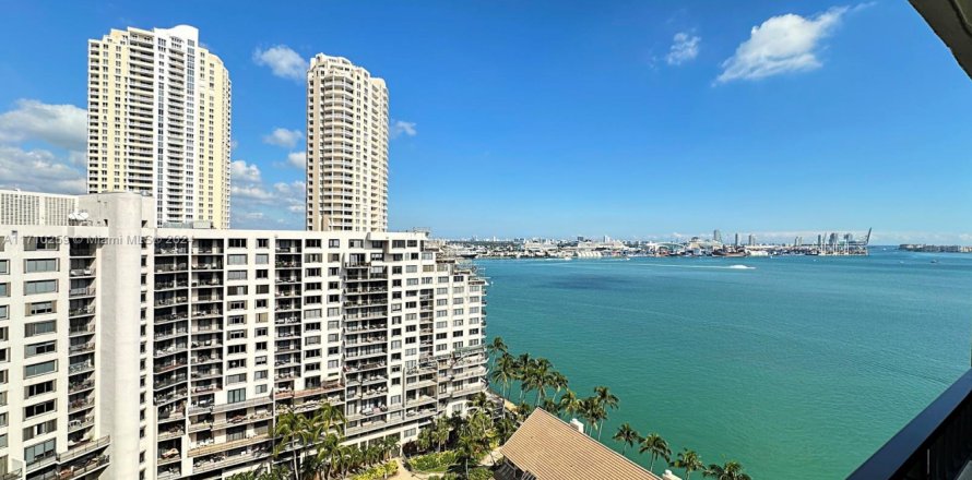 Condo à Miami, Floride, 1 chambre  № 1697112