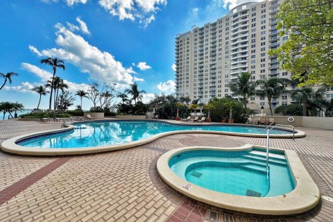 Copropriété à vendre à Miami, Floride: 1 chambre, 114.18 m2 № 1697112 - photo 28