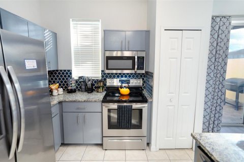 Adosado en venta en Kissimmee, Florida, 4 dormitorios, 152.55 m2 № 1592794 - foto 4
