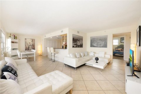 Copropriété à louer à Clearwater, Floride: 2 chambres, 98.48 m2 № 1825429 - photo 8