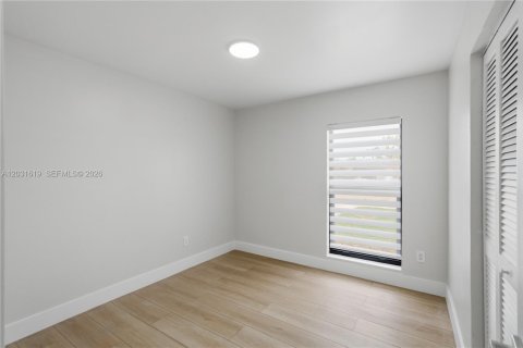 Villa ou maison à vendre à Palmetto Bay, Floride: 4 chambres, 152.73 m2 № 2146105 - photo 30