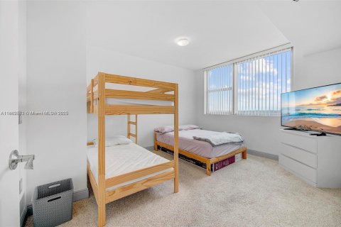 Apartamento en alquiler en Sunrise, Florida, 3 dormitorios, 145.86 m2 № 2054417 - foto 13