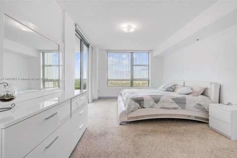 Apartamento en alquiler en Sunrise, Florida, 3 dormitorios, 145.86 m2 № 2054417 - foto 9