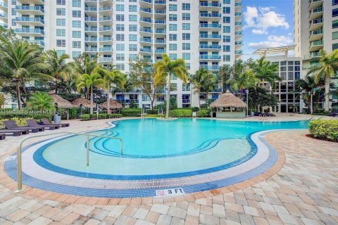 Apartamento en alquiler en Sunrise, Florida, 3 dormitorios, 145.86 m2 № 2054417 - foto 16