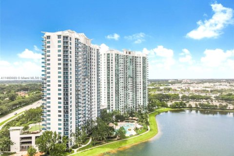 Apartamento en alquiler en Sunrise, Florida, 3 dormitorios, 145.86 m2 № 2054417 - foto 20