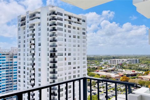 Condo in Aventura, Florida, 2 bedrooms  № 2060970 - photo 3
