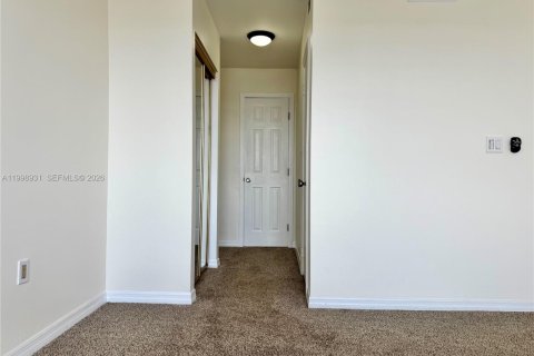 Condo in Aventura, Florida, 2 bedrooms  № 2060970 - photo 23
