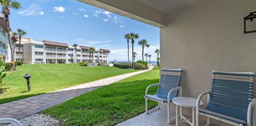 Condominio en New Smyrna Beach, Florida, 2 dormitorios  № 1564644