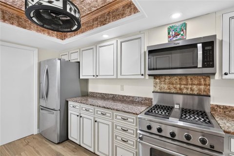 Copropriété à vendre à Mount Dora, Floride: 3 chambres, 245.17 m2 № 2422690 - photo 5