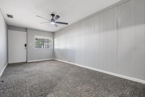 Villa ou maison à louer à Tampa, Floride: 2 chambres, 107.77 m2 № 2099371 - photo 14