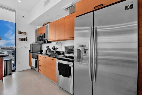 Купить кондоминиум в Майами, Флорида 3 спальни, 115.38м2, № 2039089 - фото 13