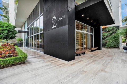 Купить кондоминиум в Майами, Флорида 3 спальни, 115.38м2, № 2039089 - фото 2