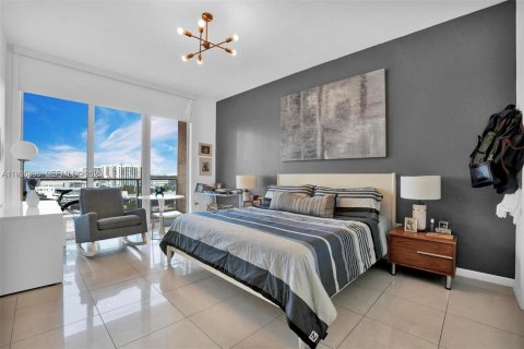 Купить кондоминиум в Майами, Флорида 3 спальни, 115.38м2, № 2039089 - фото 20